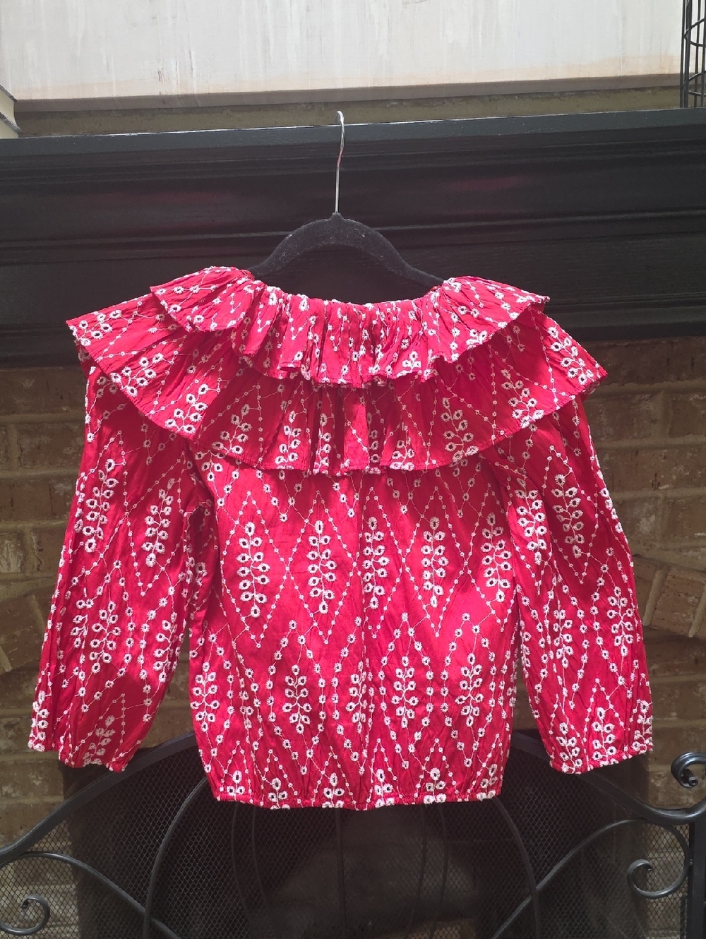 Zara Red Ruffled Eyelet Blouse - Picture 2 of 4